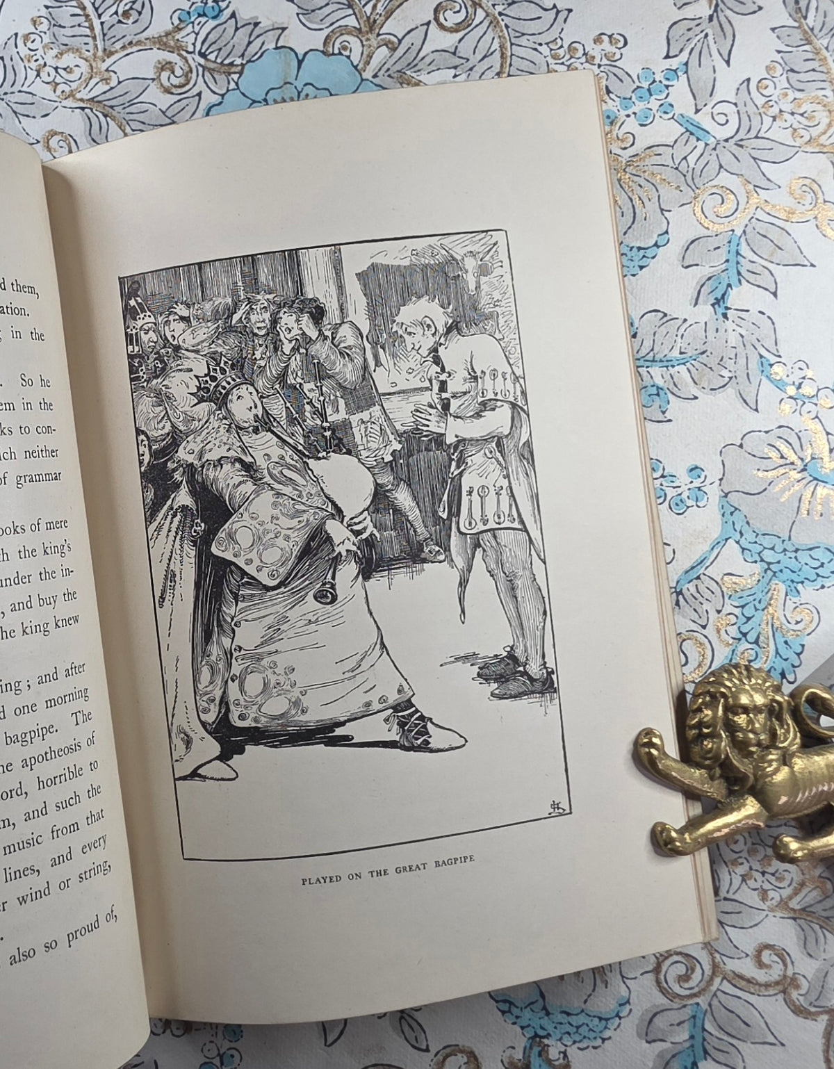 1898 Beyond the Border by Walter Douglas Campbell / Beautiful Boards / Richly Illustrated by Helen Stratton