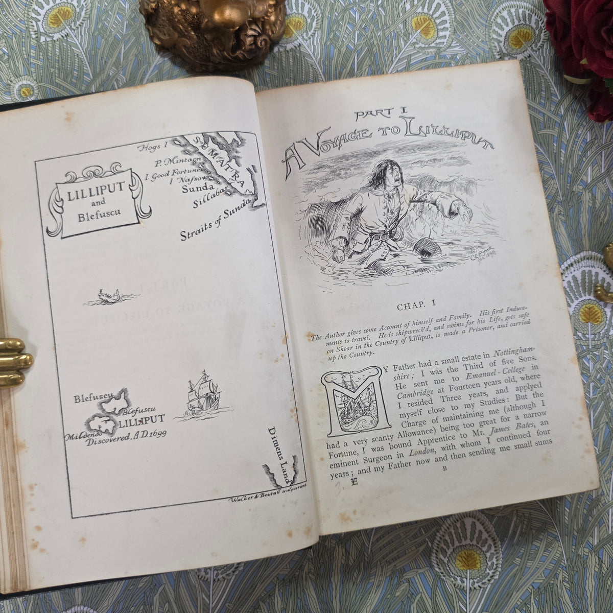 Gulliver's Travels by Jonathan Swift (1894) - Illustrated Antique Book