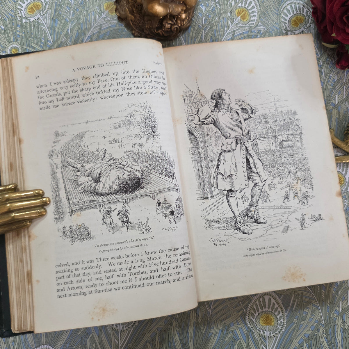Gulliver's Travels by Jonathan Swift (1894) - Illustrated Antique Book
