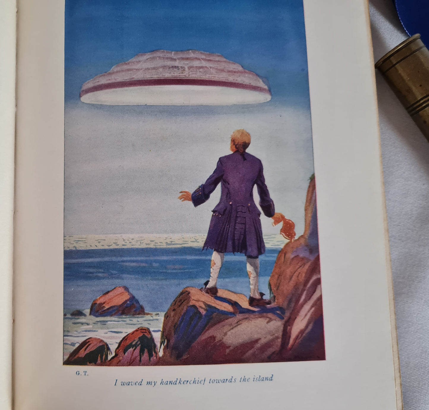 1930s Gulliver's Travels by Jonathan Swift / Hutchinson & Co., London / Decorative Boards / Colour Illustrations, Maps / Antique Book