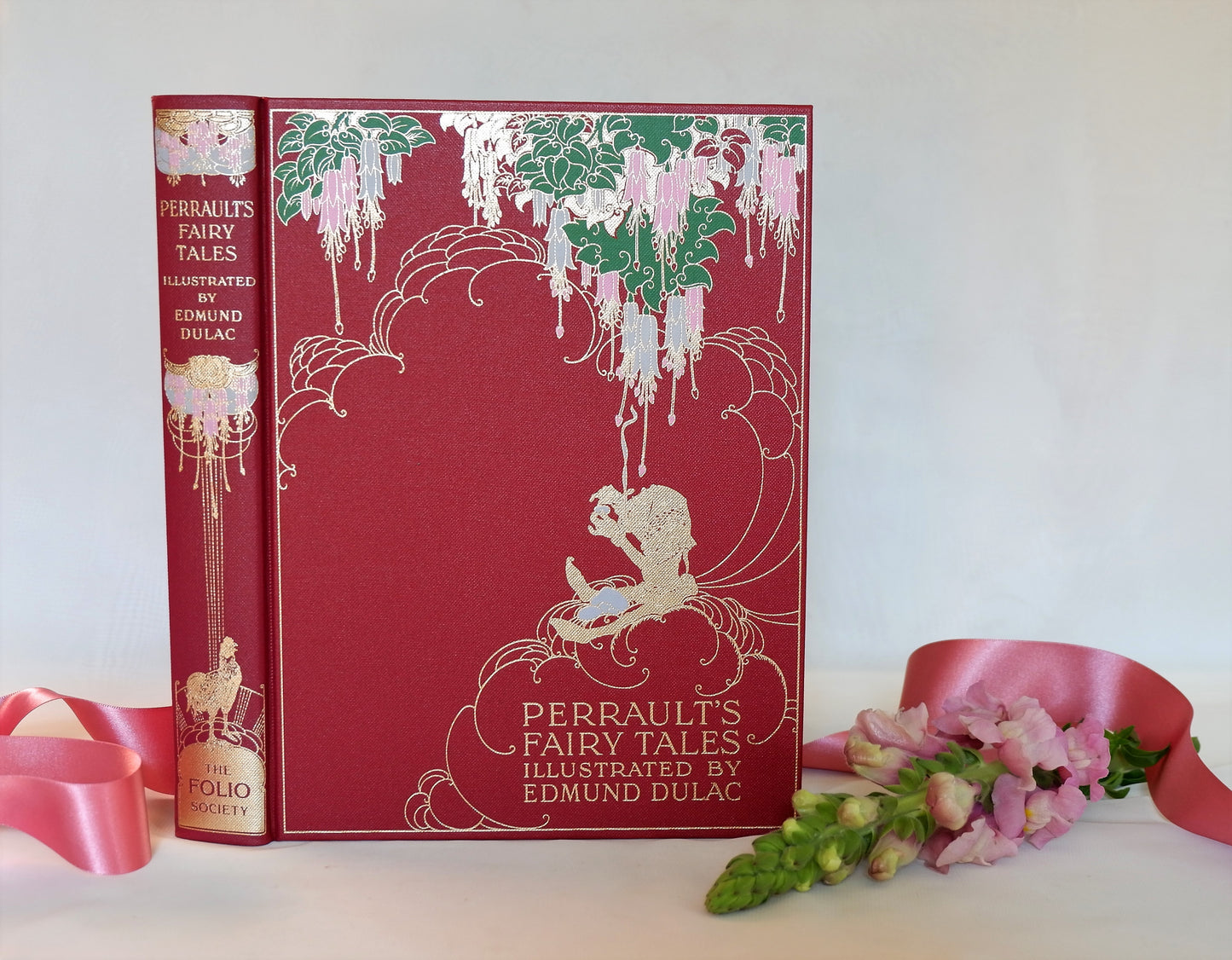 Perrault's Fairy Tales / Beautifully Illustrated by Edmund Dulac / Folio Society, London / Good Condition / Cinderella, Sleeping Beauty etc.